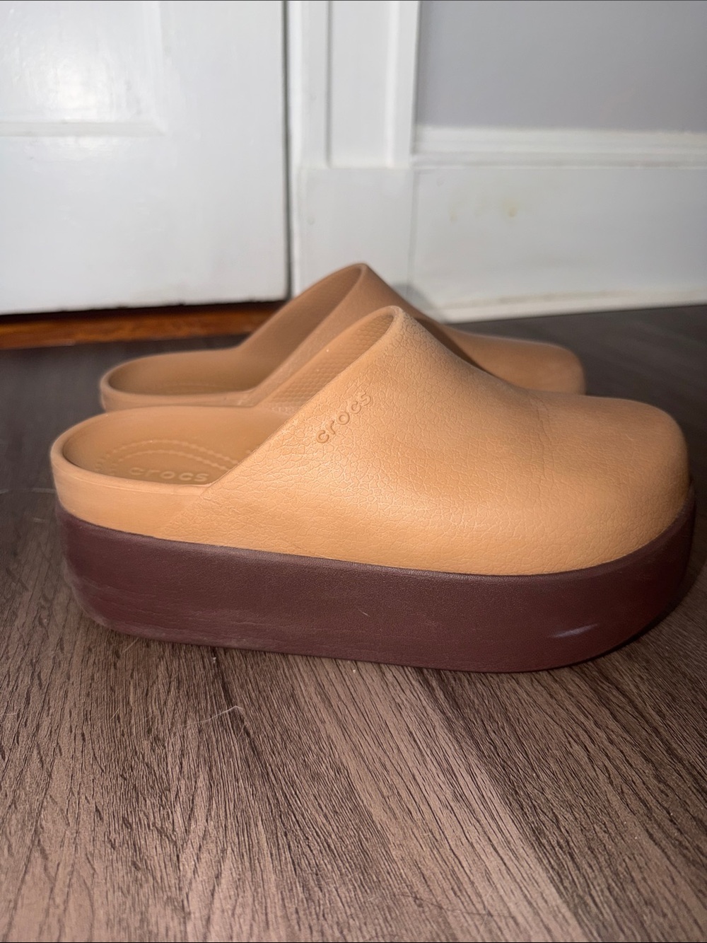 CROCS Two-Tone Platform Mules in Tan and Brown